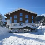 Bohemia 3 In By Interhome